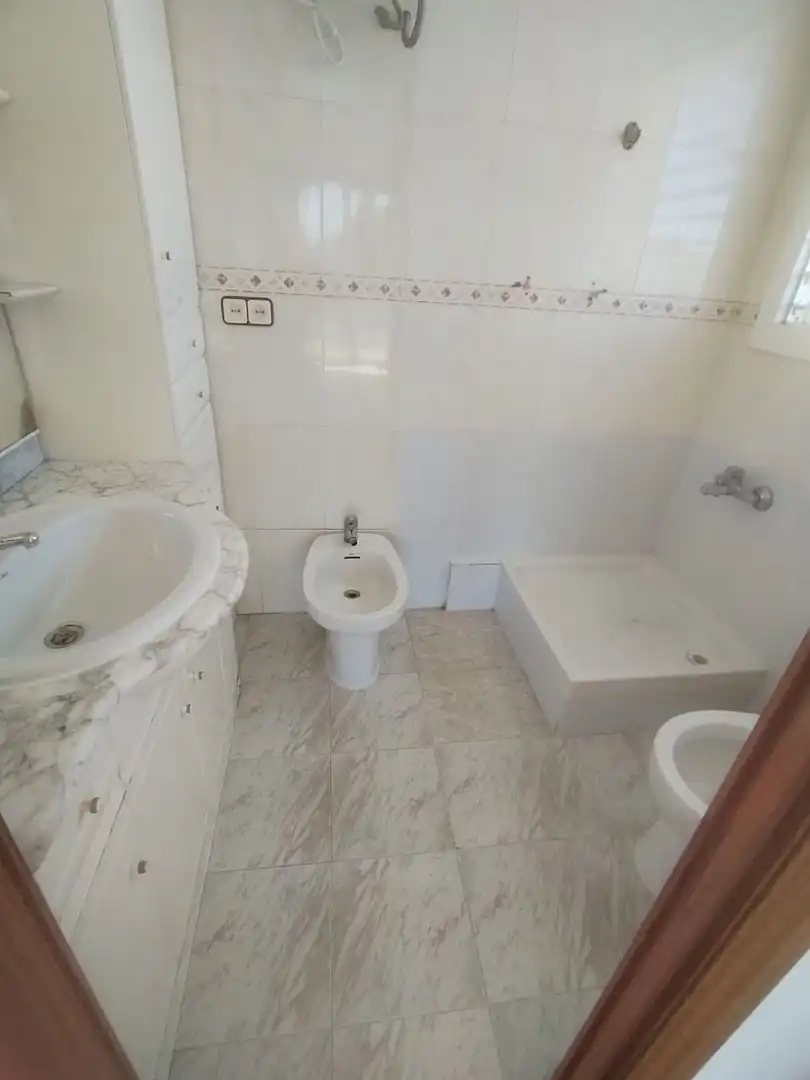 Bany de Loft en venda en Castelldefels amb Balcó