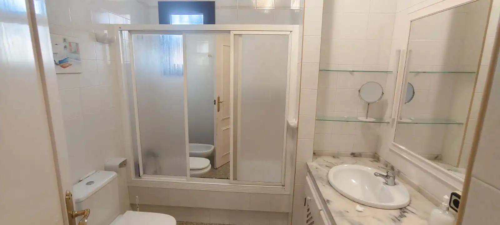 Baño de Casa o chalet en venta en Écija con Aire acondicionado, Calefacción y Jardín privado