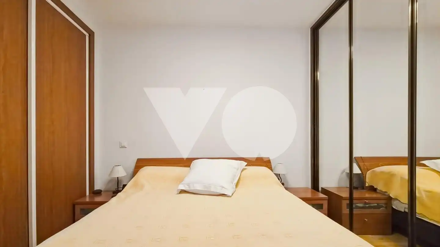 Bedroom of Flat for rent in Madrid  with Air Conditioner and Parquet flooring