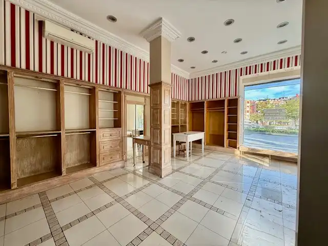 Business premises to rent in Leon Iruretagoyena Hiribidea