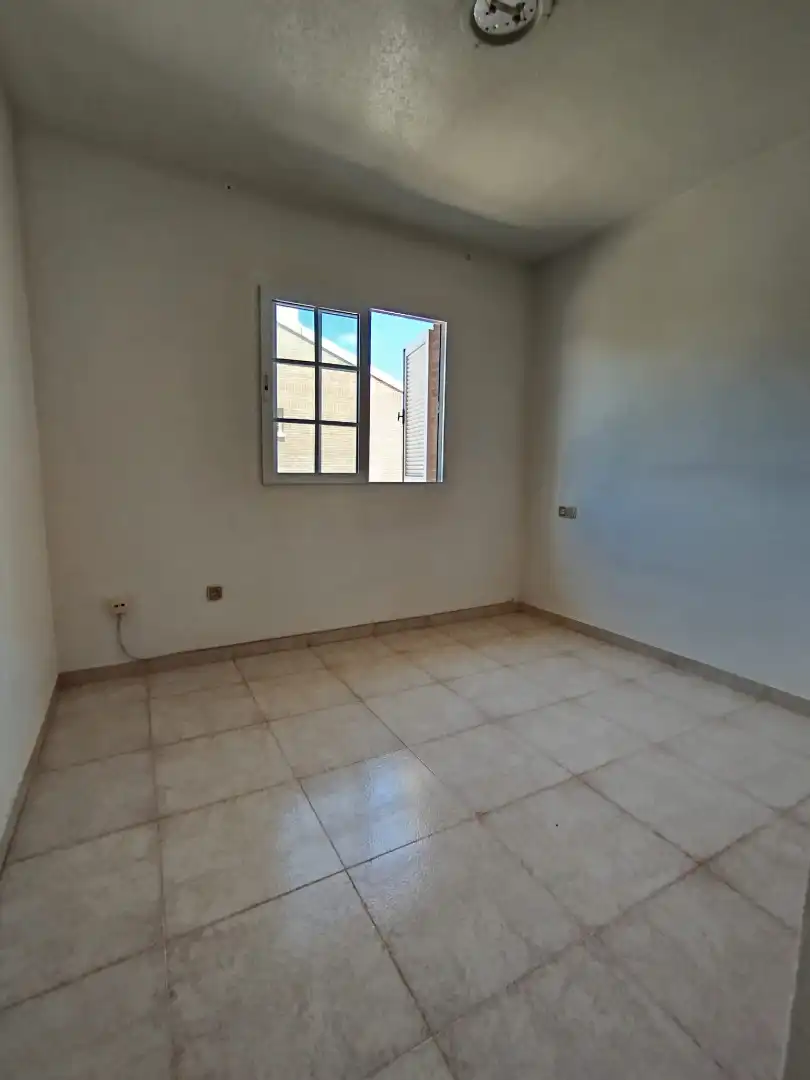 Habitación de Dúplex en venta en Murcia con Terraza, Trastero y Piscina comunitaria