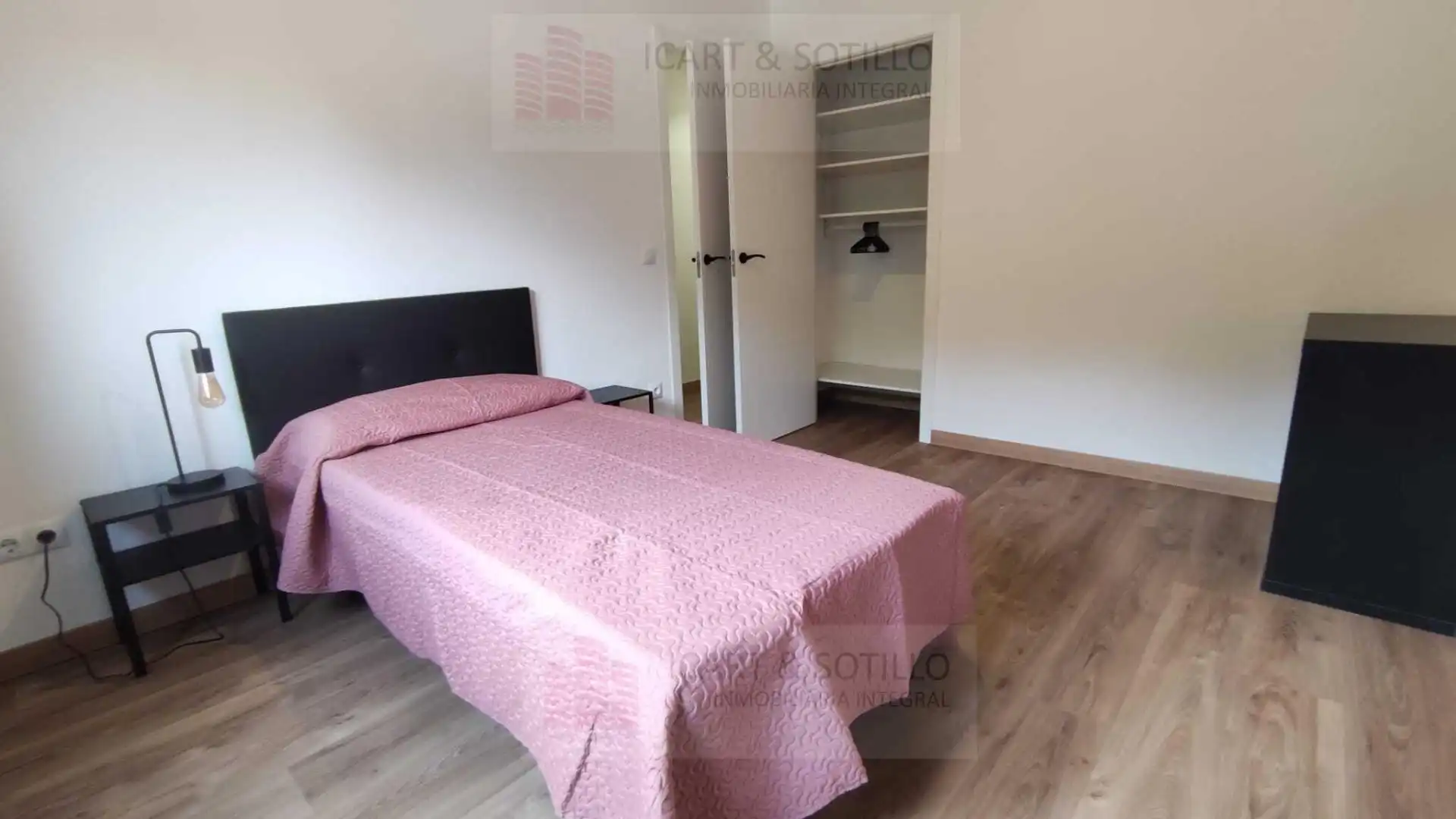 Piso con terraza en alquiler en Casco Urbano, imagen 15