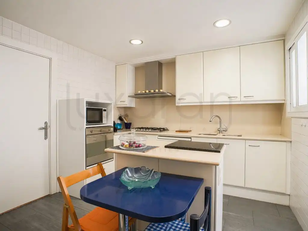 Kitchen of Attic for sale in Barcelona