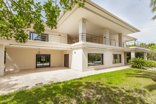Casa-chalet en Venta en Vistahermosa