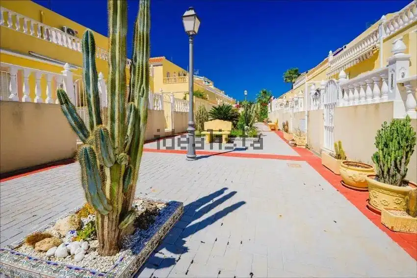 Duplex with terrace for sale in Calle Carolinas, imagen 4