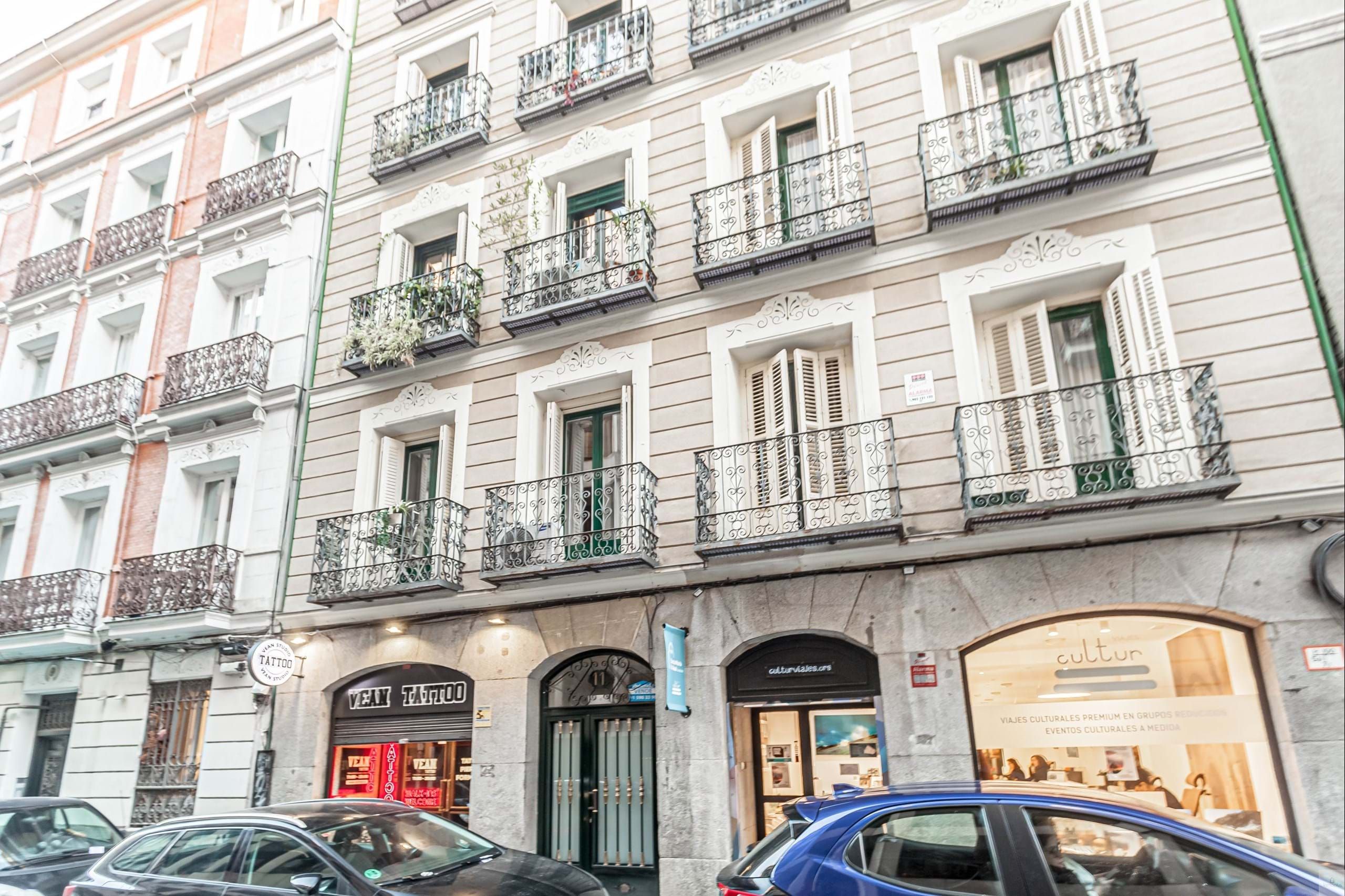 Flat for sale in de Colmenares, Justicia - Chueca, Centro