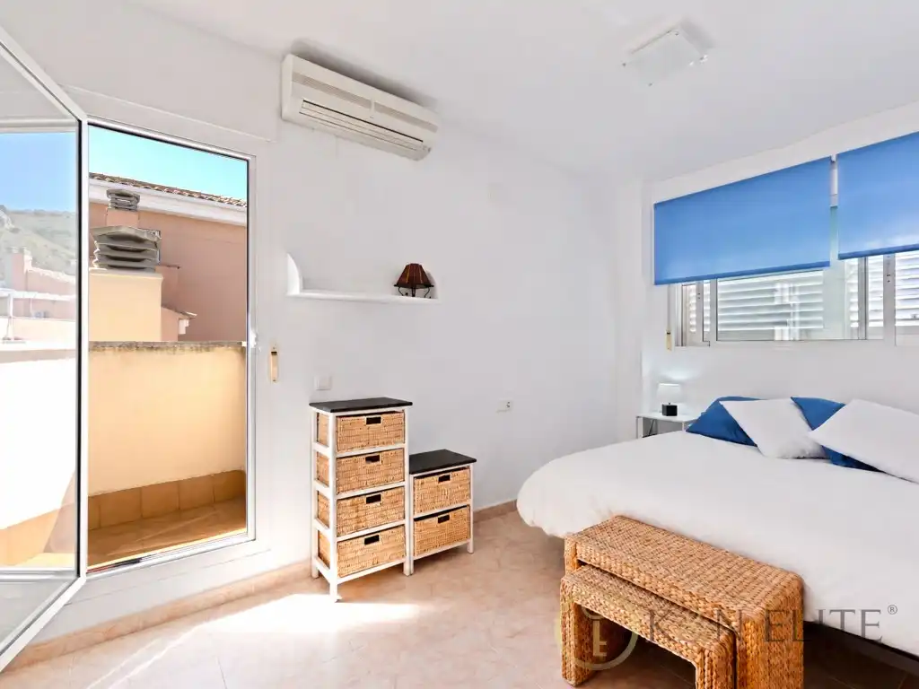Dormitori de Casa o xalet en venda en Cullera