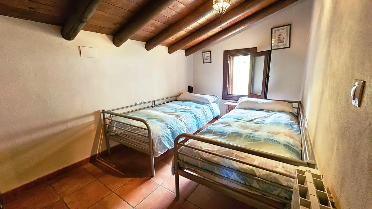 Habitación de Finca rústica en venta en Galaroza con Calefacción, Jardín privado y Terraza