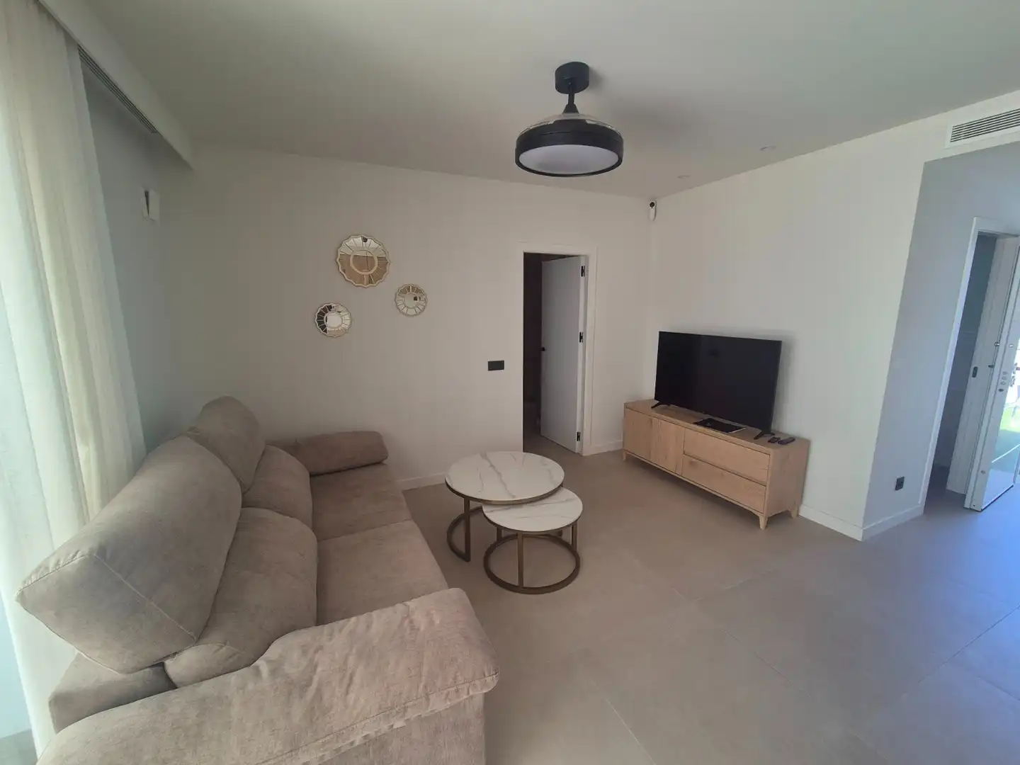 Sala de estar de Casa o chalet en venta en Pilar de la Horadada con Aire acondicionado, Jardín privado y Terraza