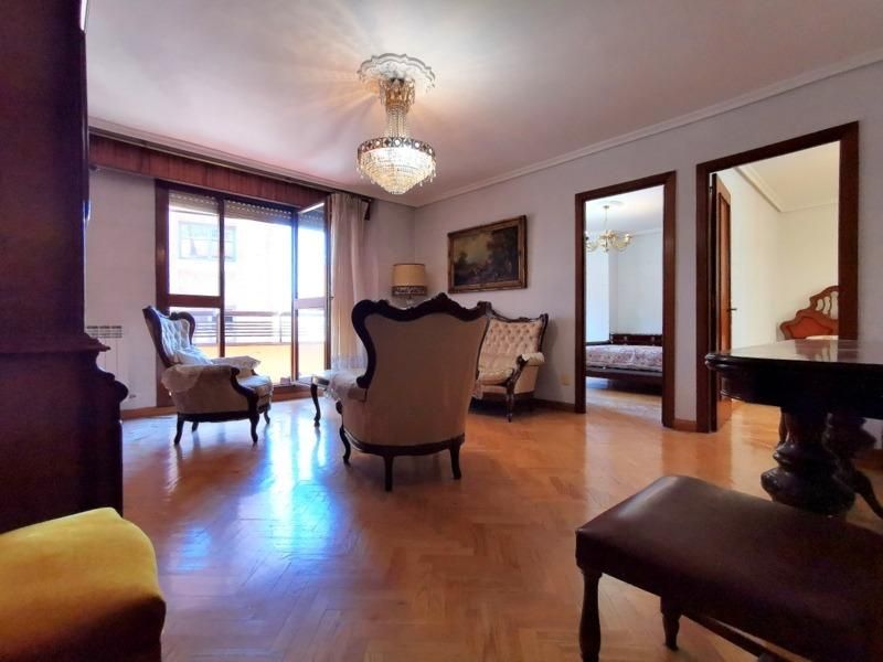 Sala d'estar de Pis en venda en Valladolid Capital amb Calefacció i Terrassa