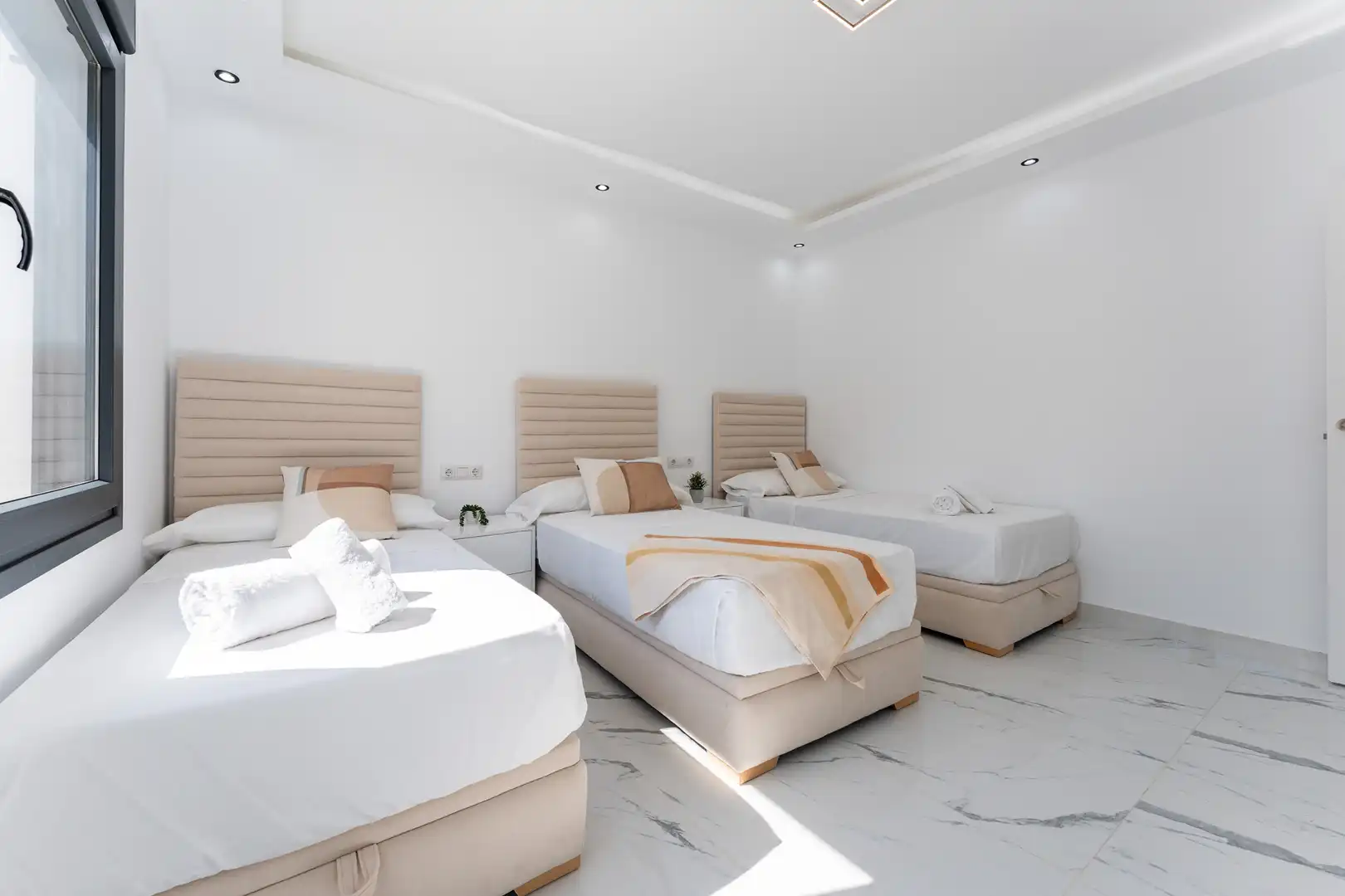 Casa con piscina en venta en Calle Libra 42, imagen 23