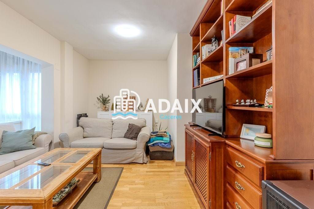 Dormitori de Pis en venda en Cáceres Capital amb Aire condicionat i Calefacció