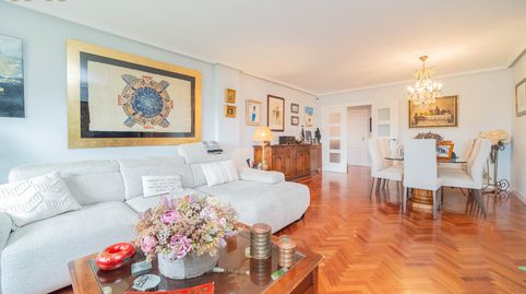 Foto 2 de Piso en venta en Avenida de la Comunidad de Madrid, Avenida Europa, Pozuelo de Alarcón