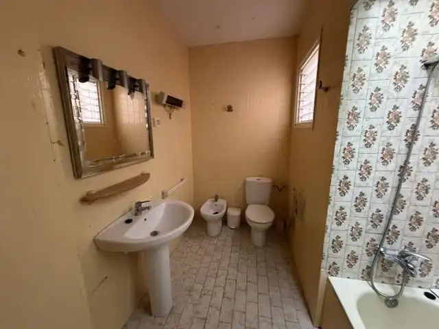 Bathroom of Flat for sale in La Ràpita  with Terrace and Balcony