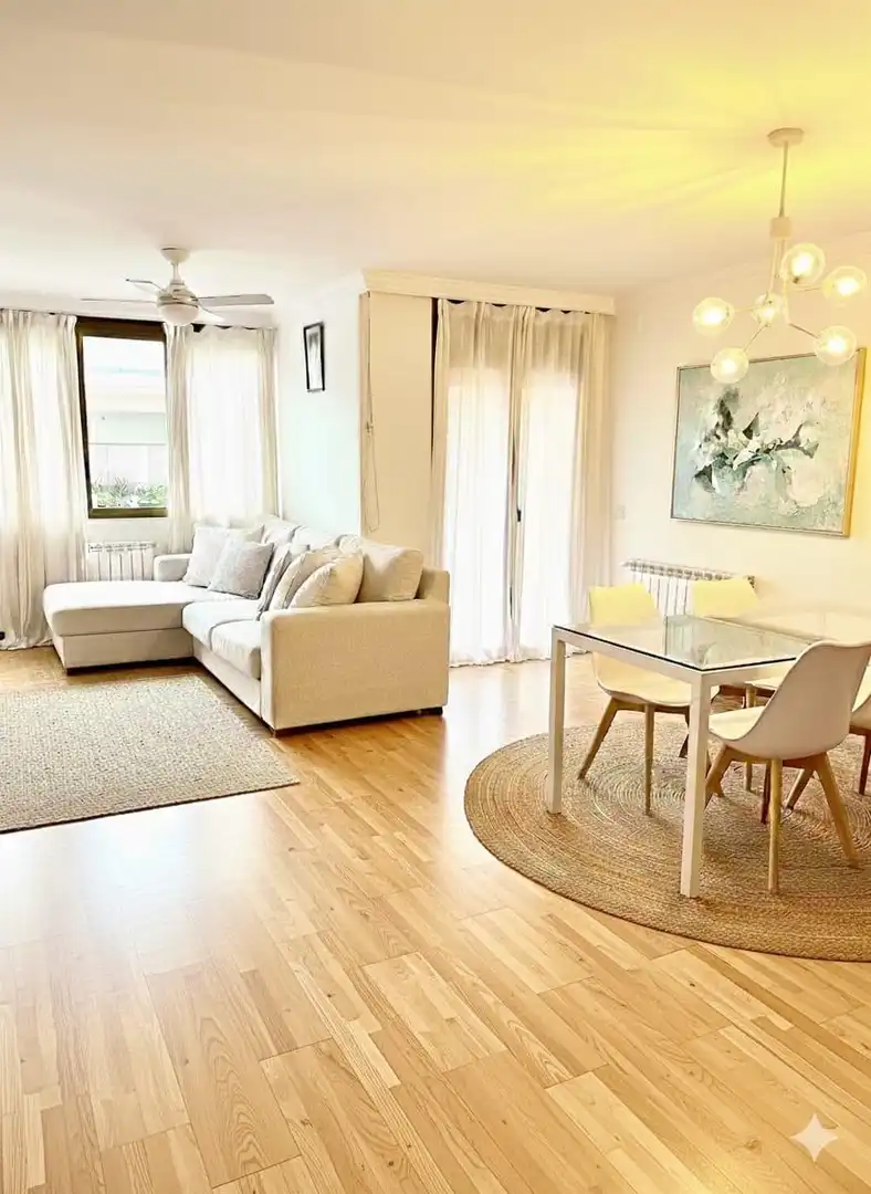 Piso con terraza en venta en Avinguda Catalunya, imagen 4