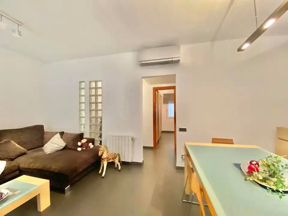 Habitación de Apartamento de alquiler en Madrid con Aire acondicionado, Amueblado y Se aceptan mascotas