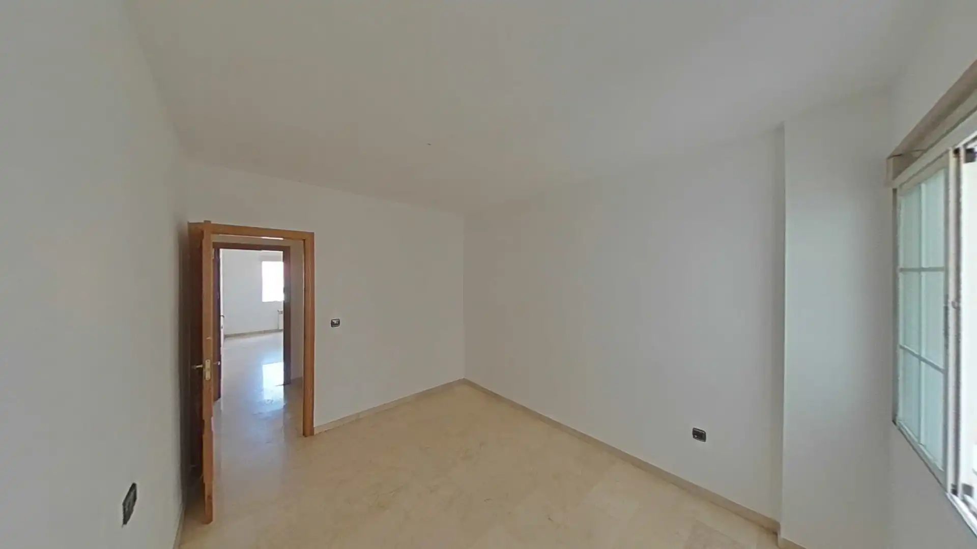 Piso en venta en Armilla con Calefacción