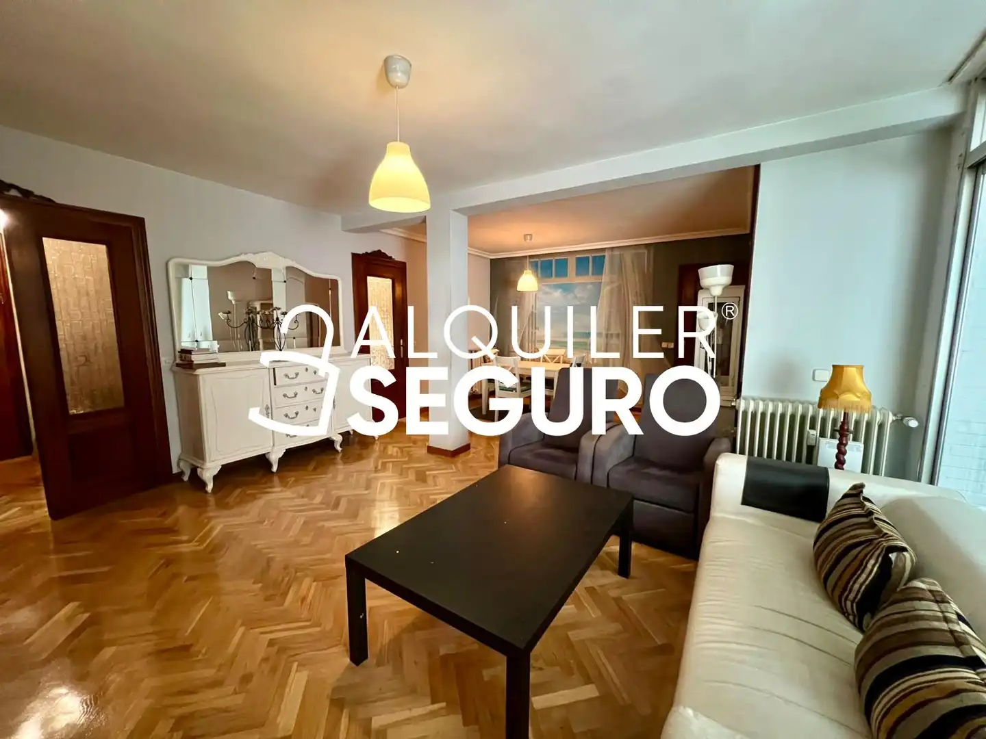 Wohnzimmer von Wohnung zur Miete in Madrid mit Heizung und Möbliert