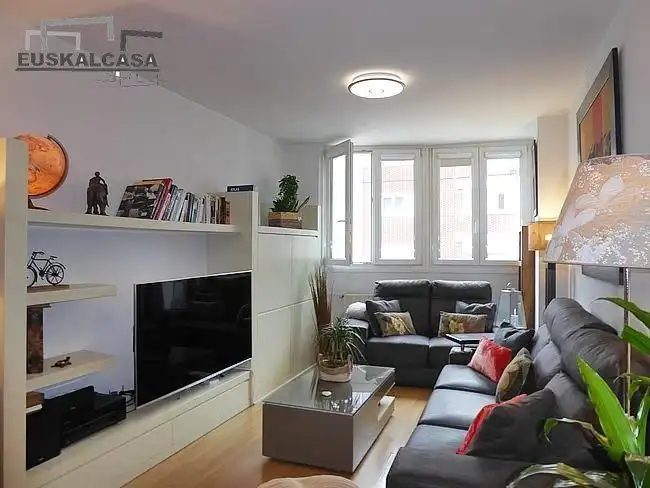 Living room of Flat for sale in Errekalde