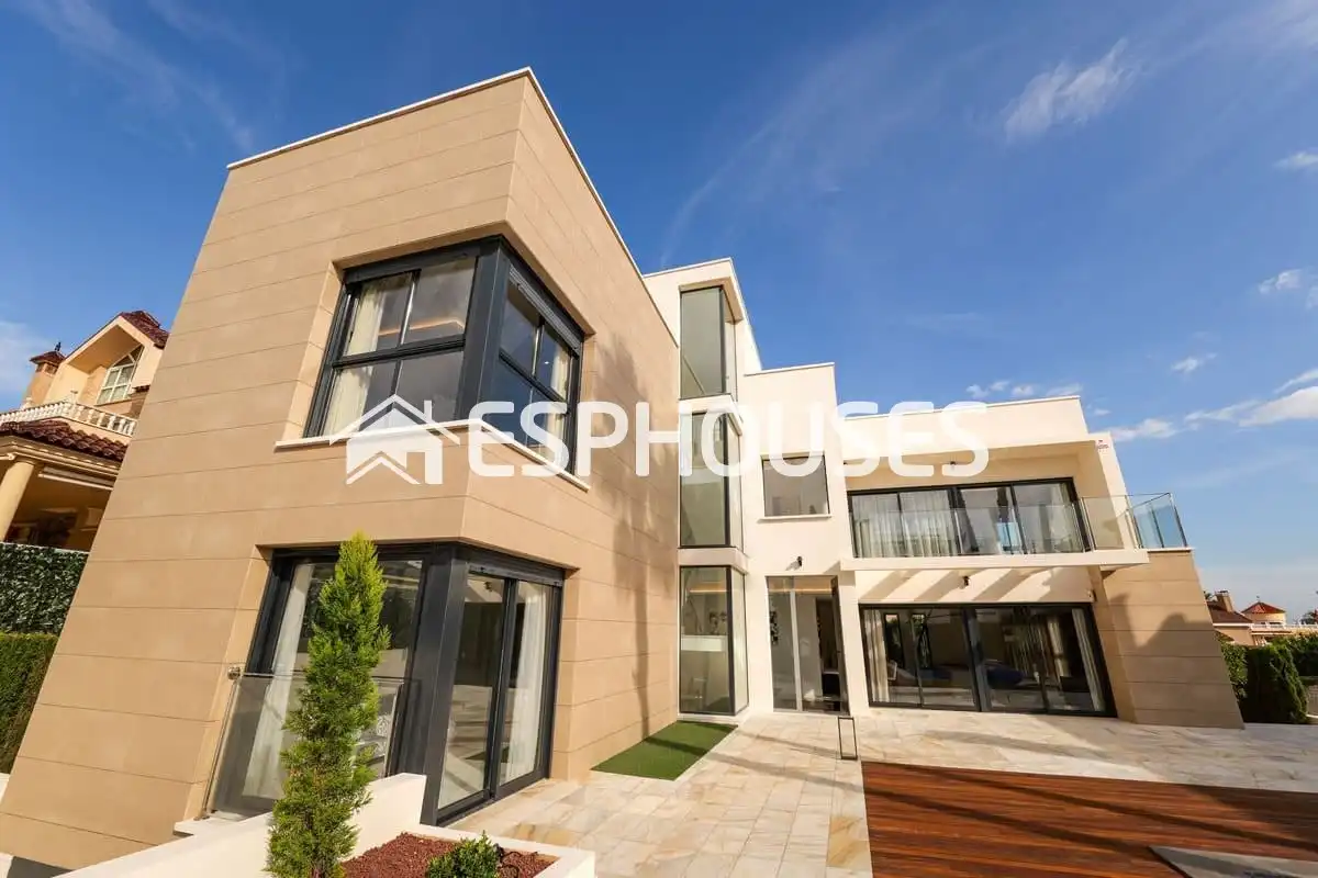 Chalet con terraza en venta en Playa del Acequión, Náufragos y Rocío del Mar, imagen 23