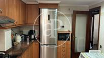 Kitchen of Flat to rent in  Valencia Capital  with Air Conditioner, Heating and Terrace