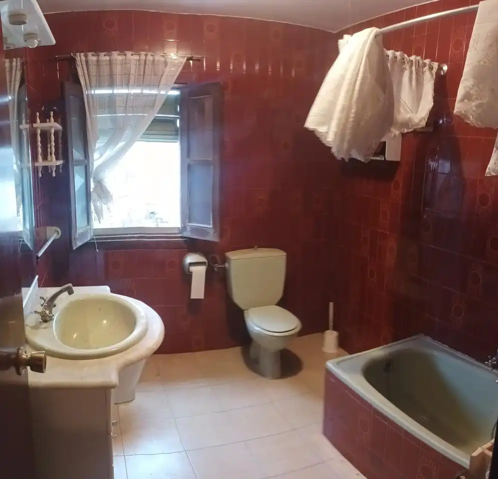Bany de Edifici en venda en Ateca