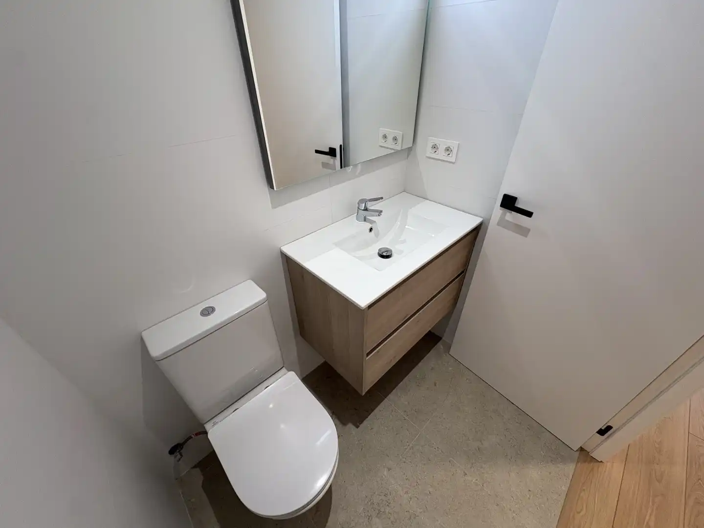 Baño de Piso en venta en Sabadell con Aire acondicionado, Calefacción y Parquet