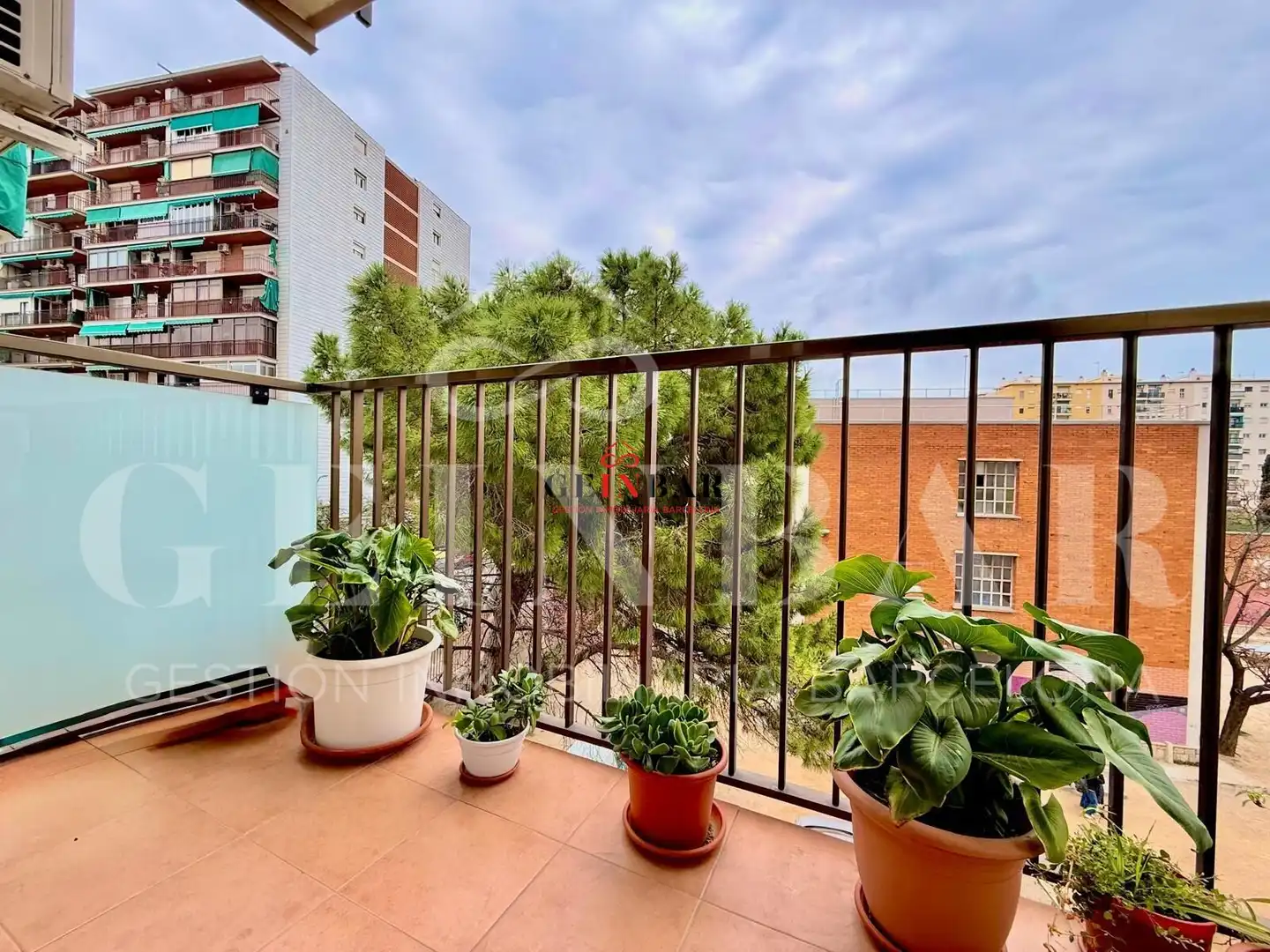 Terraza de Piso en venta en L'Hospitalet de Llobregat con Aire acondicionado, Calefacción y Terraza