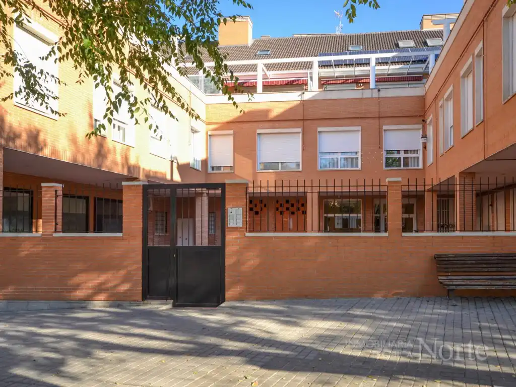 Exterior view of Flat for sale in Algete Centro