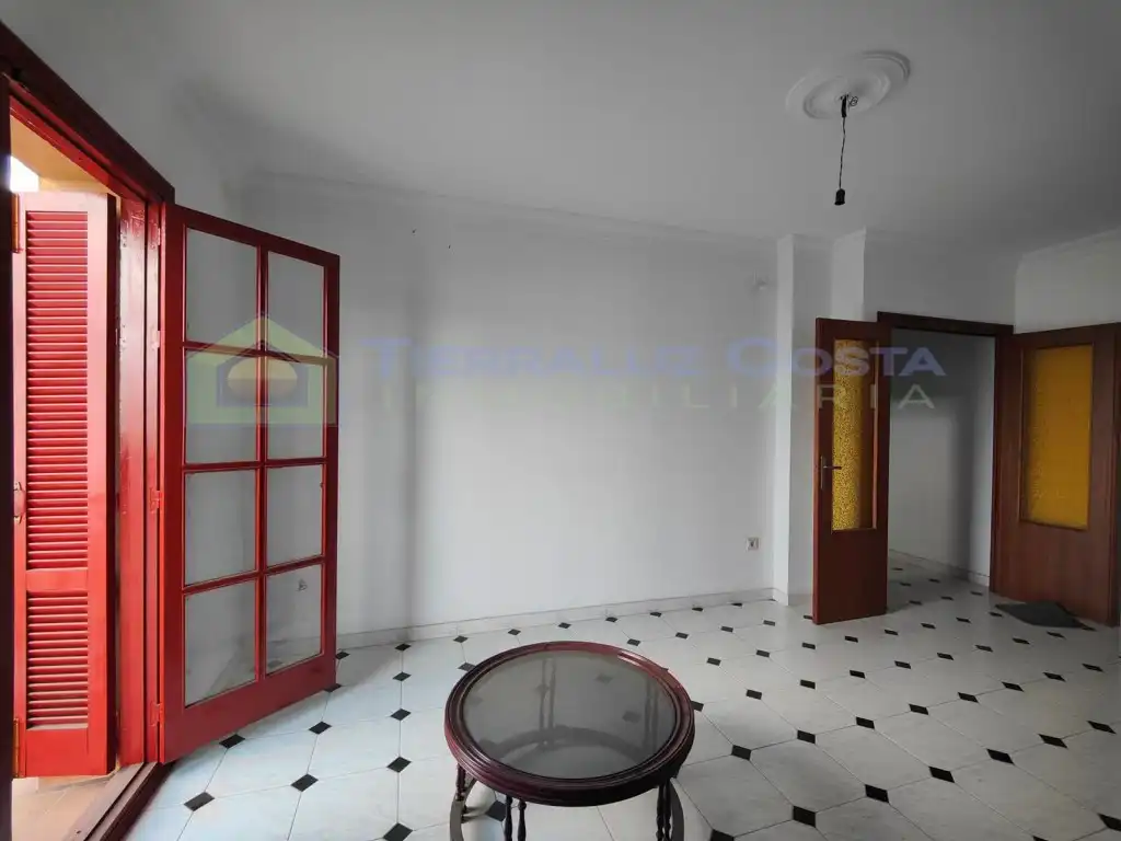 Piso en venta en Lepe con Balcón