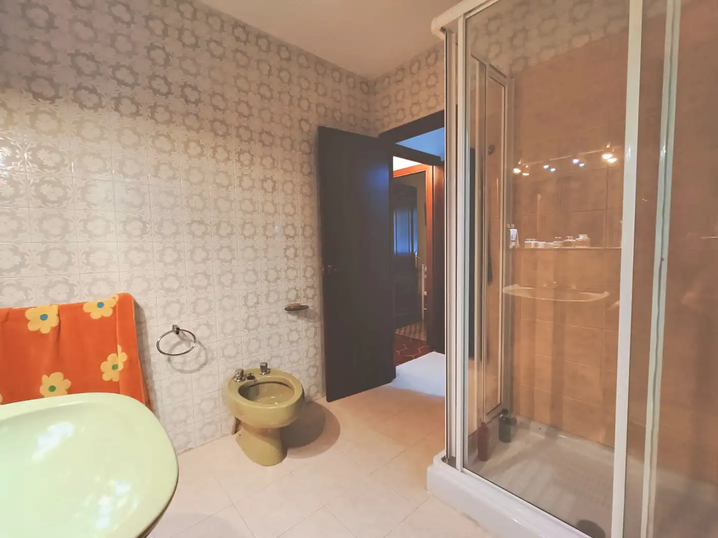 Badezimmer von Haus oder Chalet zum Verkauf in Narón mit Heizung, Privatgarten und Ofen