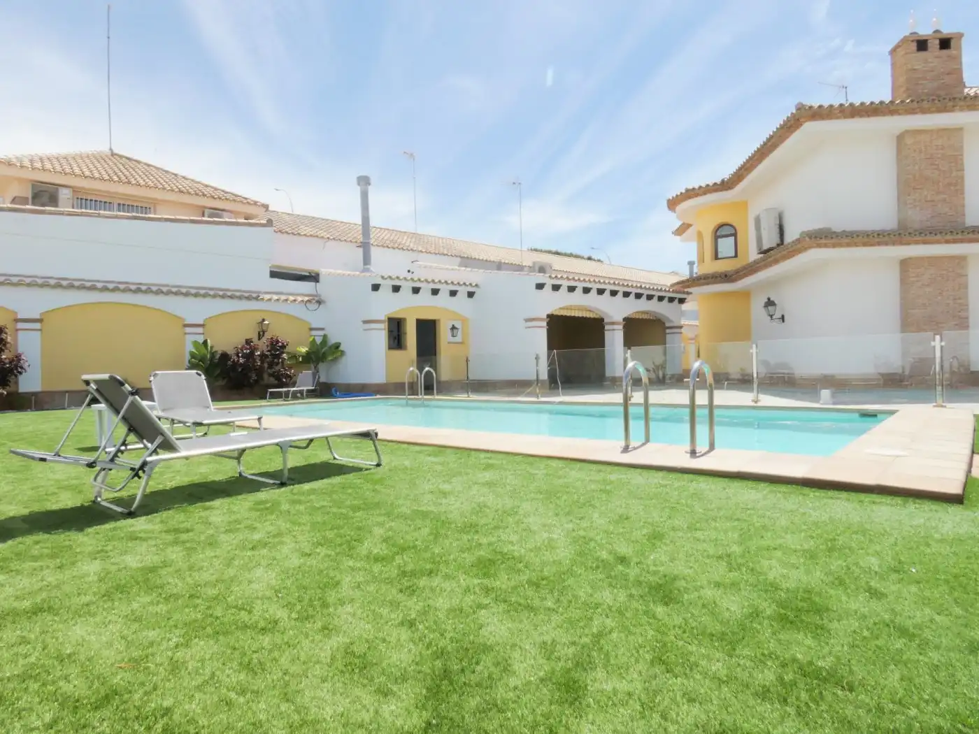 Swimming pool of Houses for sale in Chiclana de la Frontera  with Air Conditioner, Private garden and Terrace