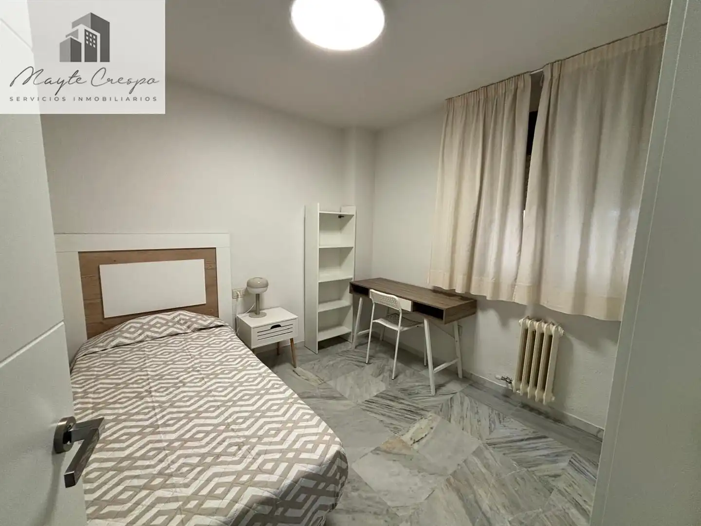 Bedroom of Flat for rent in Granada  with Heating and Furnished