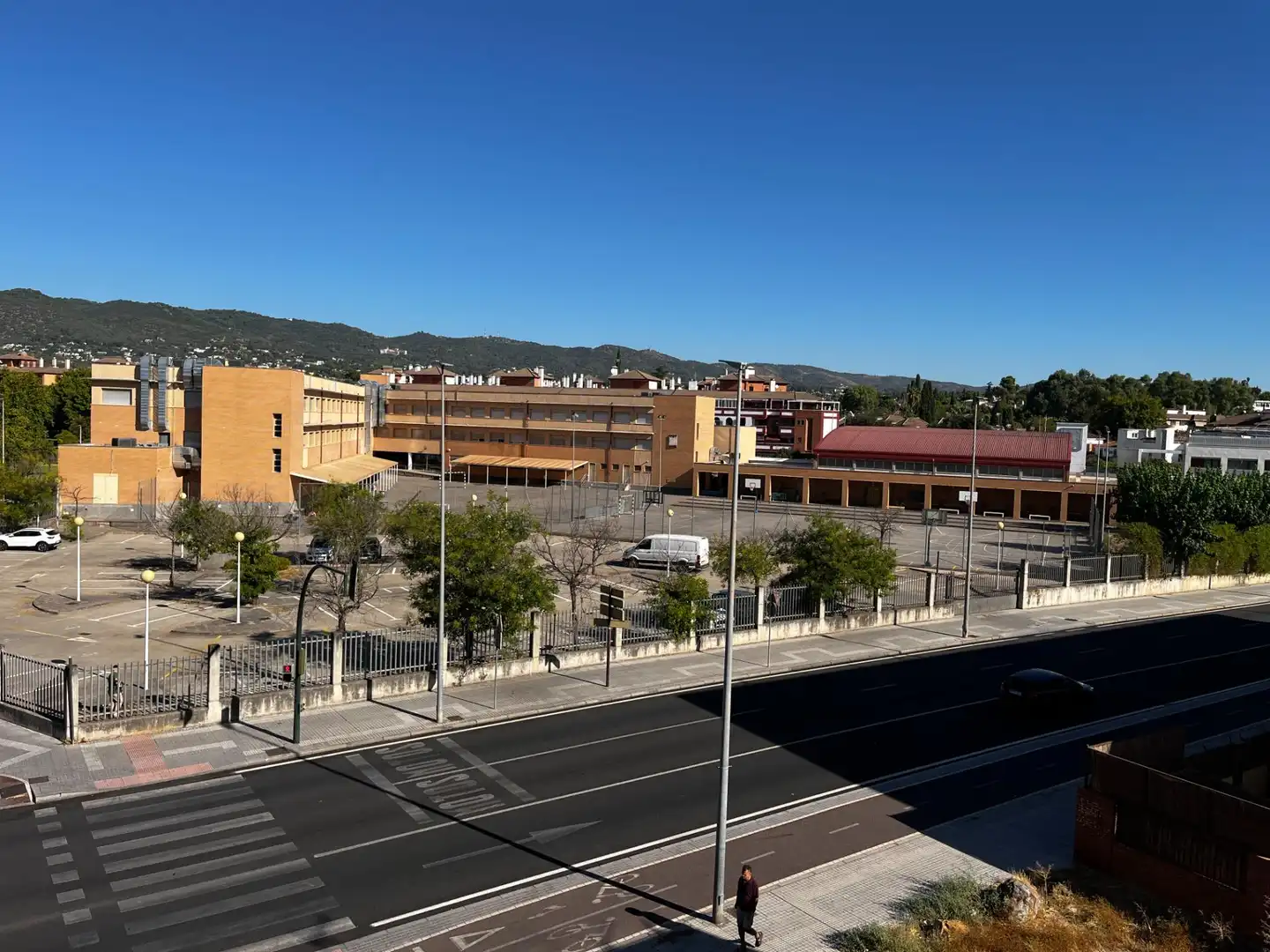 Vista exterior de Pis en venda en Córdoba amb Aire condicionat, Calefacció i Alarma