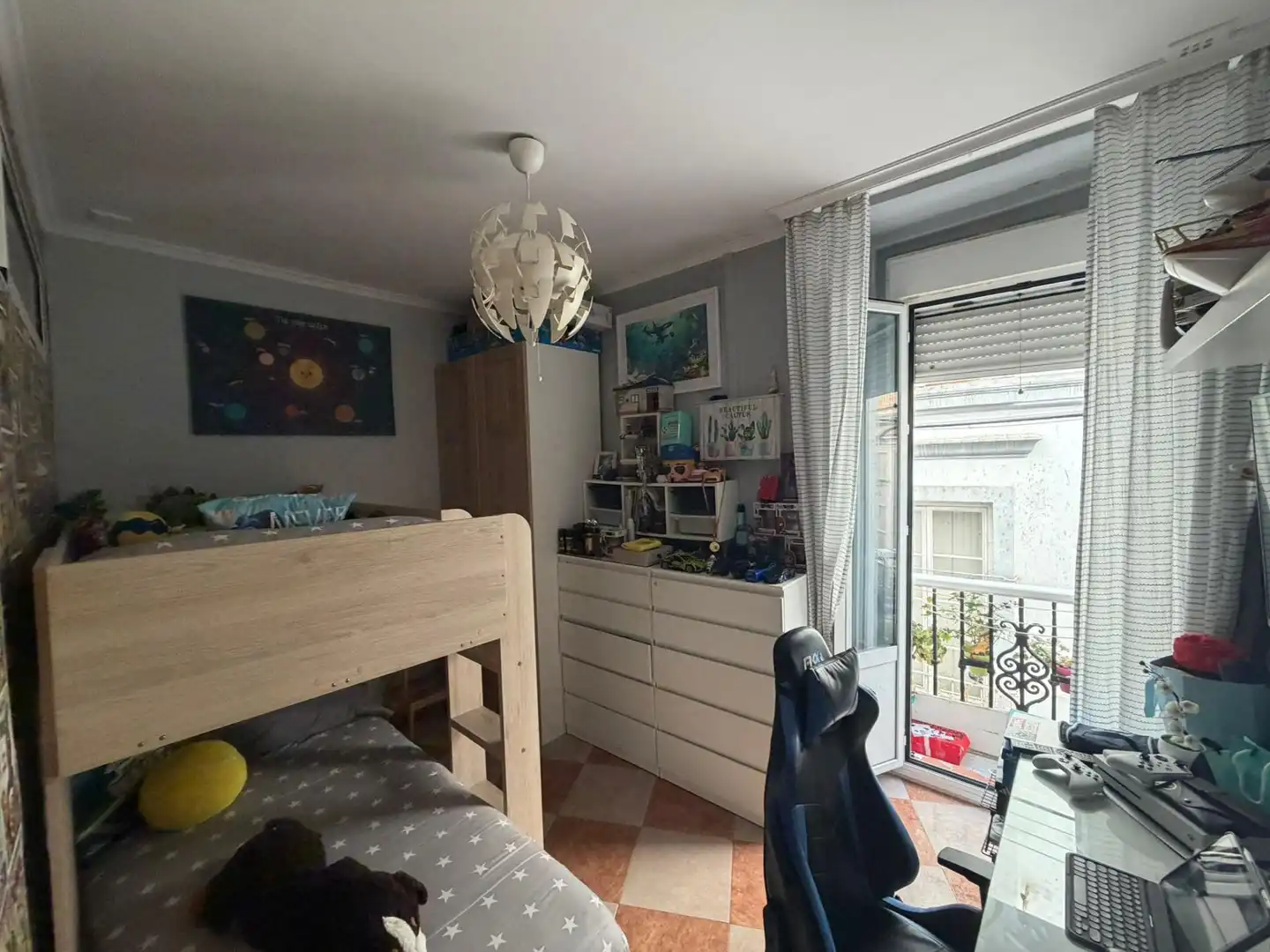 Habitación de Piso en venta en Cádiz con Amueblado y Balcón