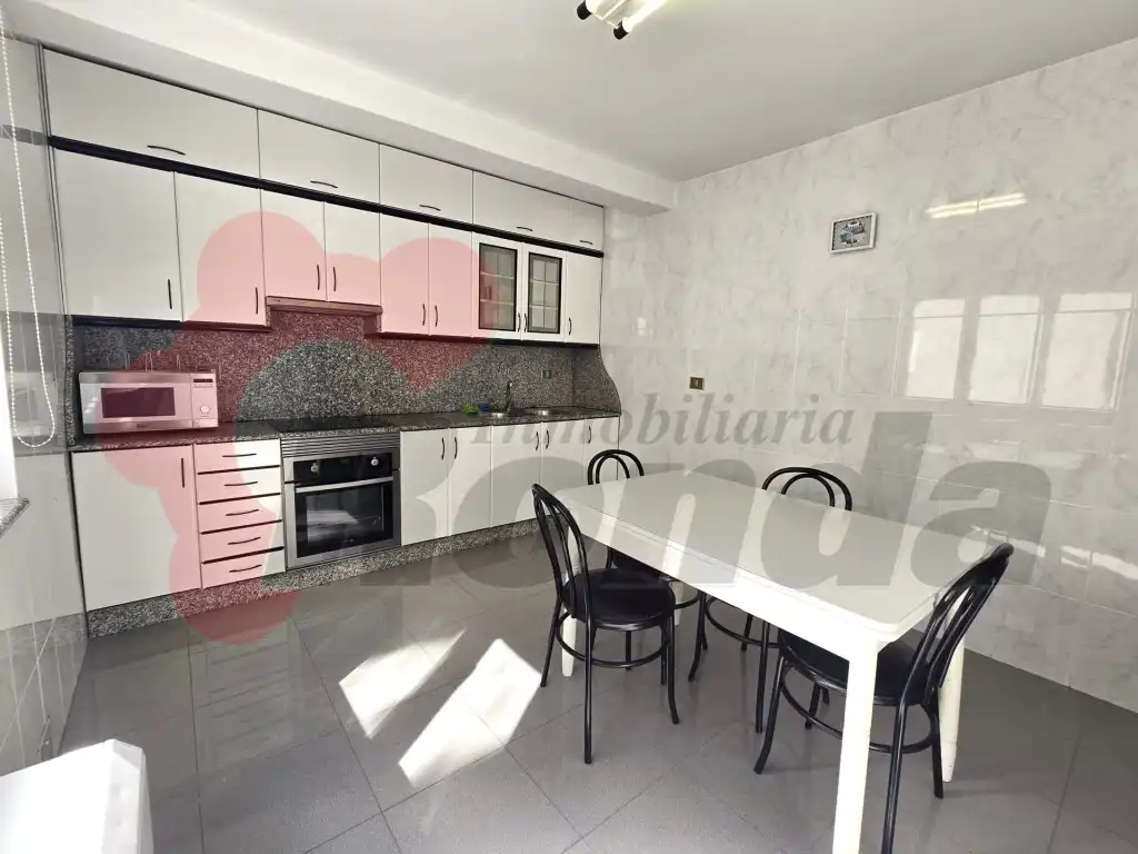 Cuina de Apartament en venda en Lugo