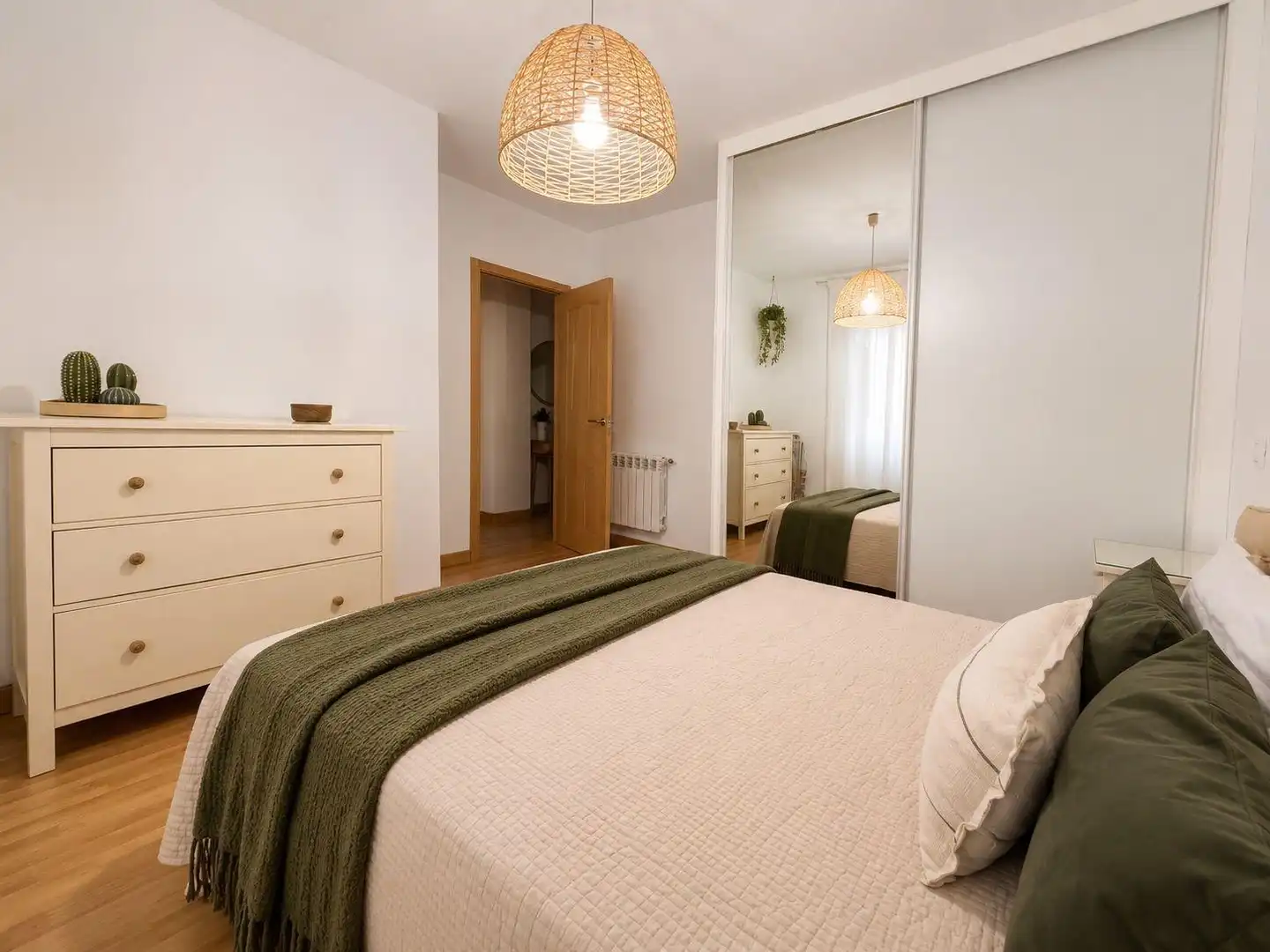 Schlafzimmer von Wohnung zur Miete in Alcázar de San Juan mit Klimaanlage, Heizung und Terrasse