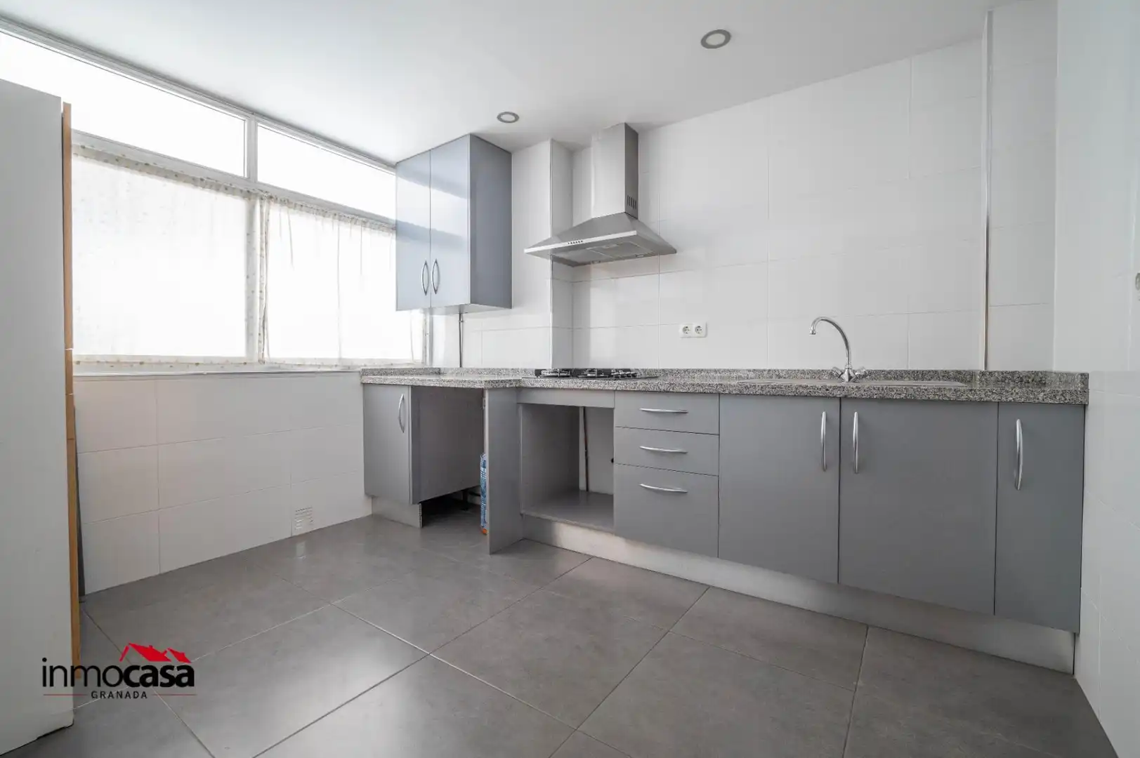 Kitchen of Flat for sale in Maracena  with Air Conditioner