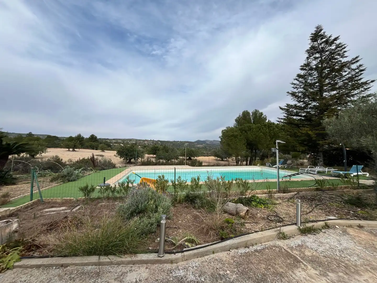 Piscina de Casa o chalet en venta en Macastre con Aire acondicionado, Jardín privado y Terraza