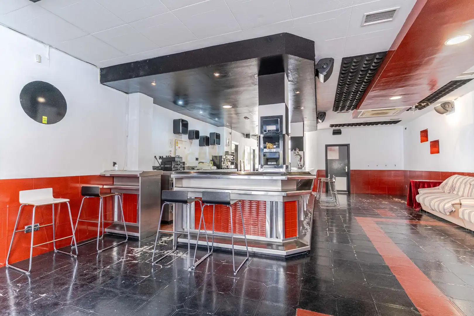 Commercial properties for rent in Íllora  with Air Conditioner