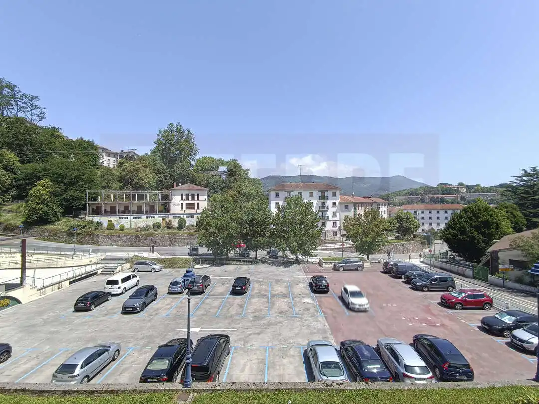 Parking de Piso en venta en Errenteria con Calefacción