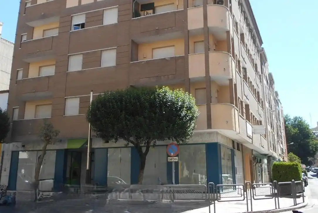 Locale commerciale in vendita a Alcalá la Real