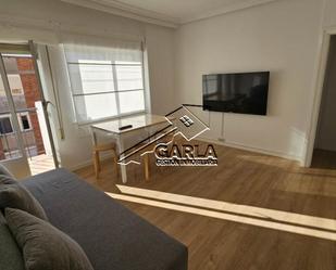 Living room of Flat to rent in Salamanca Capital  with Terrace and Balcony