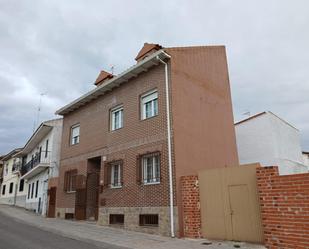 Exterior view of House or chalet for sale in Añover de Tajo  with Heating, Private garden and Storage room