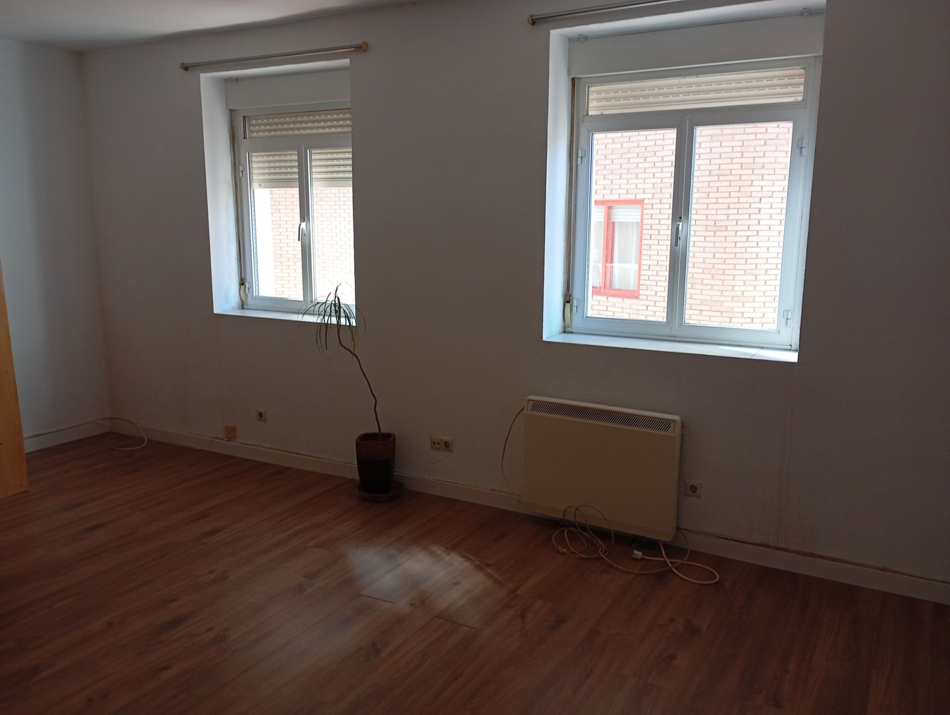 Habitación de Apartamento de alquiler en Valladolid Capital con Parquet, Trastero y Lavadora