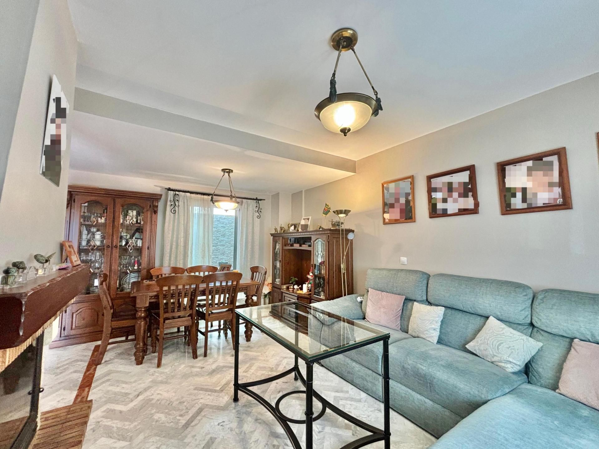 Living room of Single-family semi-detached for sale in Los Barrios  with Terrace