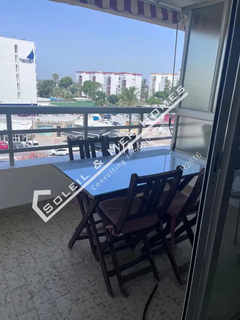 Flat with terrace for sale in Valdelagrana, imagen 3