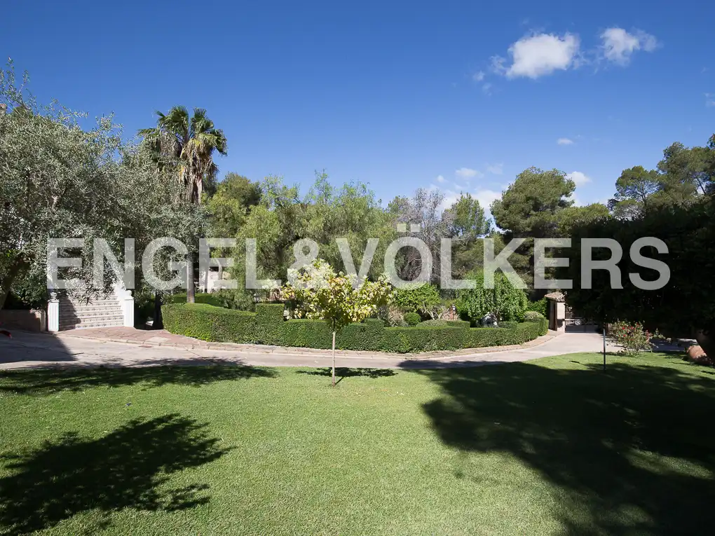 Garden of Houses for sale in Náquera  with Air Conditioner, Heating and Private garden