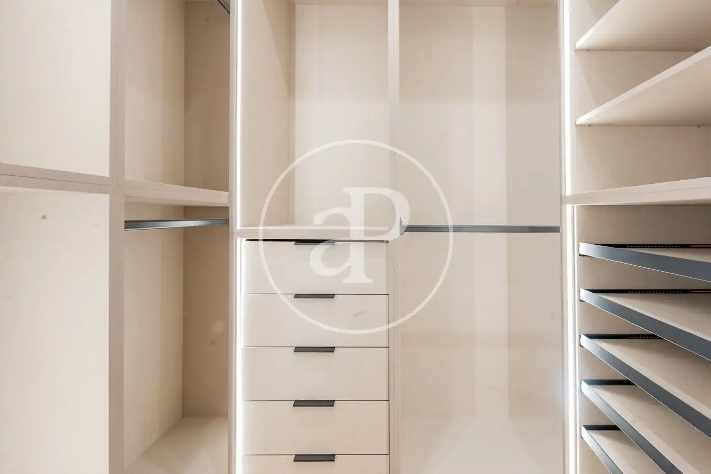 Habitación de Piso en venta en Madrid con Aire acondicionado, Calefacción y Terraza