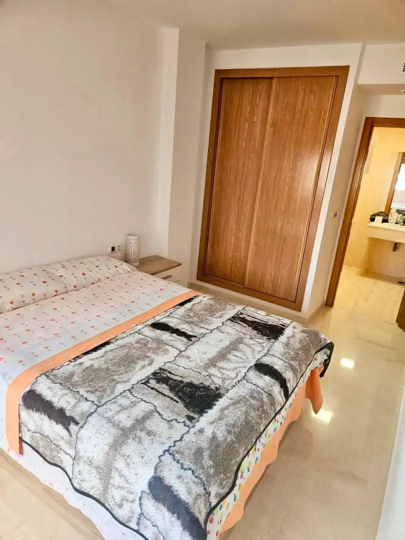 Bedroom of Flat for sale in Villajoyosa / La Vila Joiosa  with Air Conditioner, Private garden and Terrace